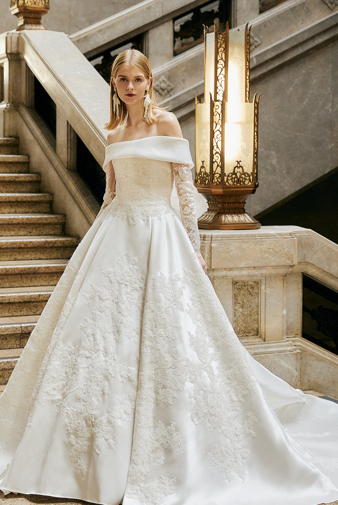 MMM0175 | DRESS GALLERY BOX