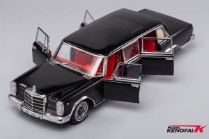 予約 ケンファイ1/18 メルセデスベンツ プルマン｜ミニカーショップ