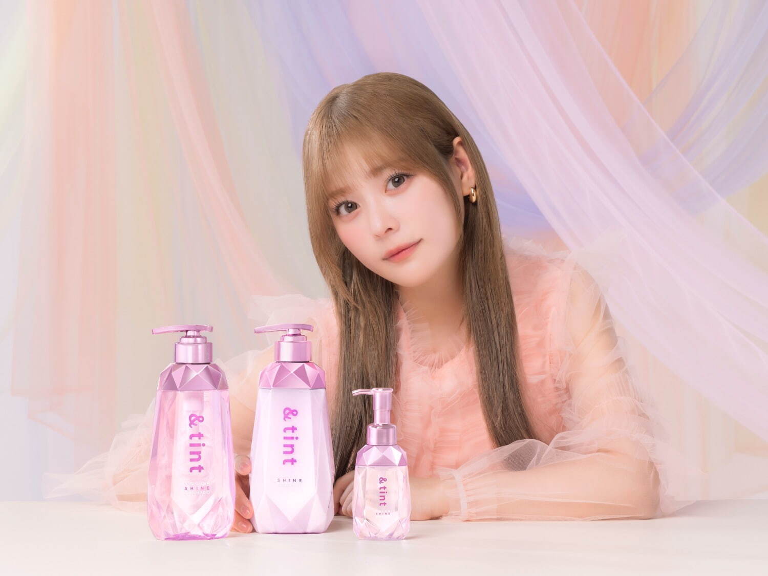 光沢カラーケア”の新ヘアケアブランド「アンドティント」誕生、ヘア