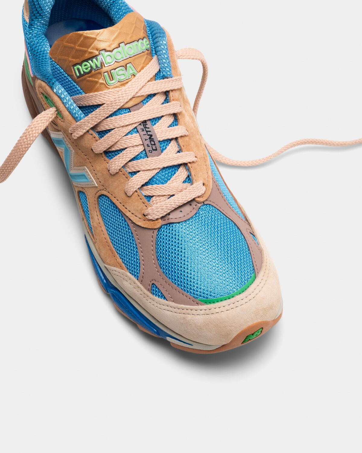 ニューバランス×ジョー・フレッシュグッズ「990v3」少年が過ごした夏の