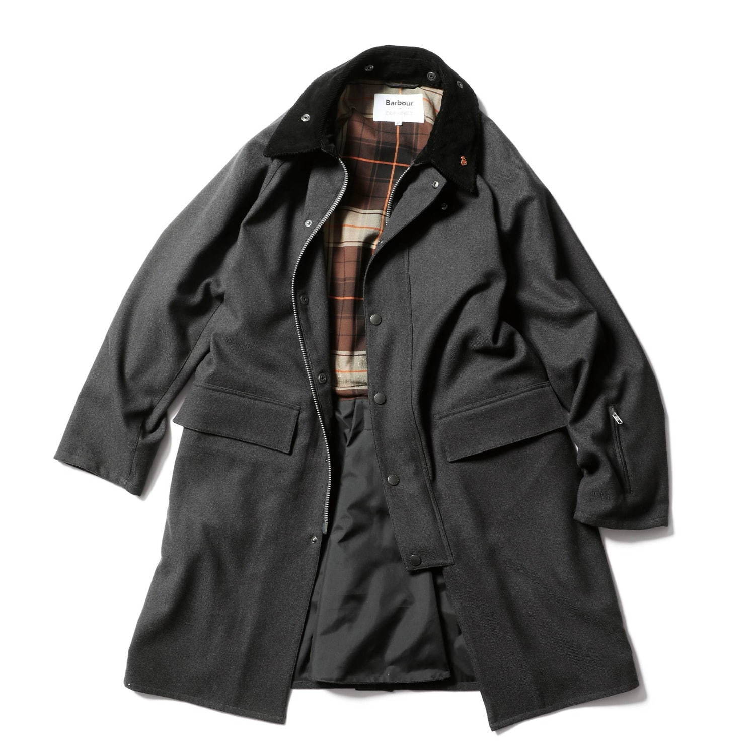 ソフネット×バブアーの都市生活に向けた高機能ジャケット2型、チェック