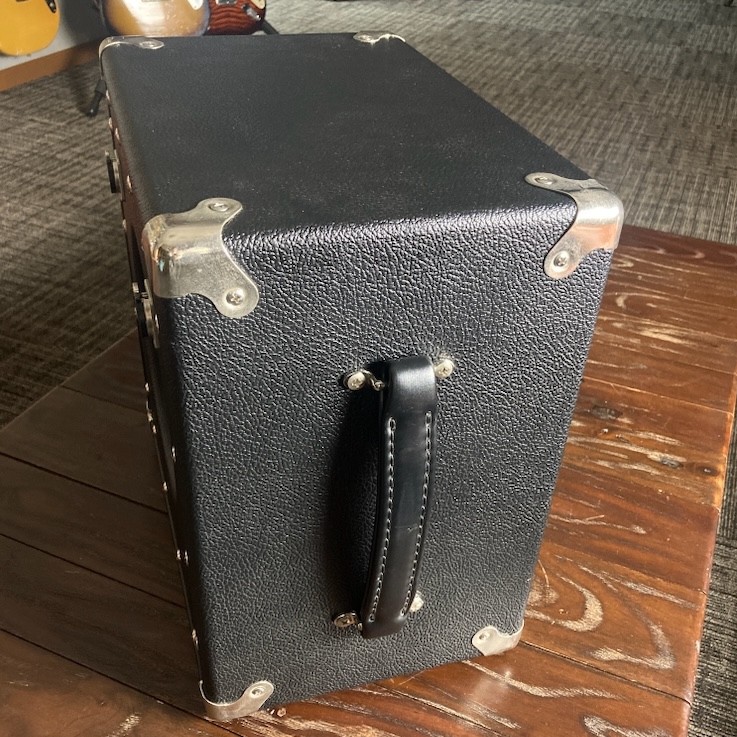 在庫情報/String Driver SD110 Cabinet w/ Diamond Grill & G10