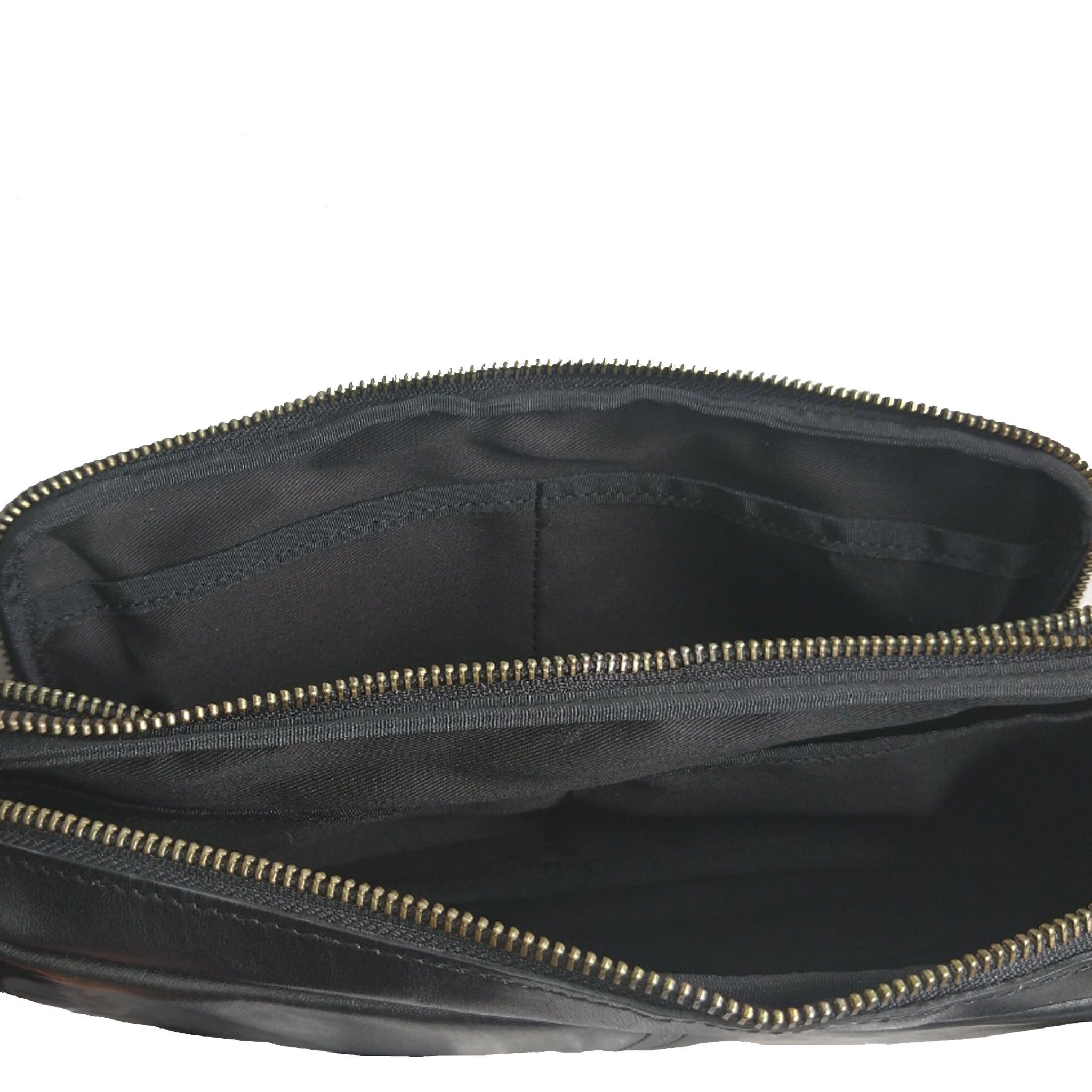 日本製／国産／牛革／レザー／ウエストバッグ／ボディバッグ／斜め掛け