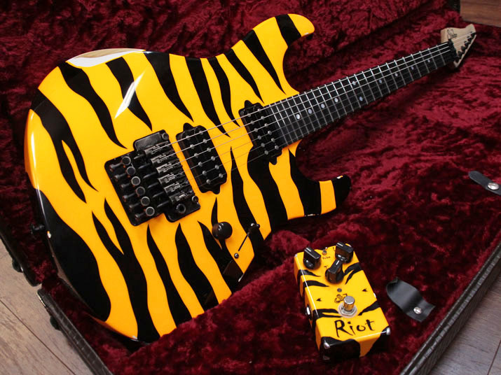 Suhr Limited Run Modern Antique 80's Shred Tiger Stripe Yellow w