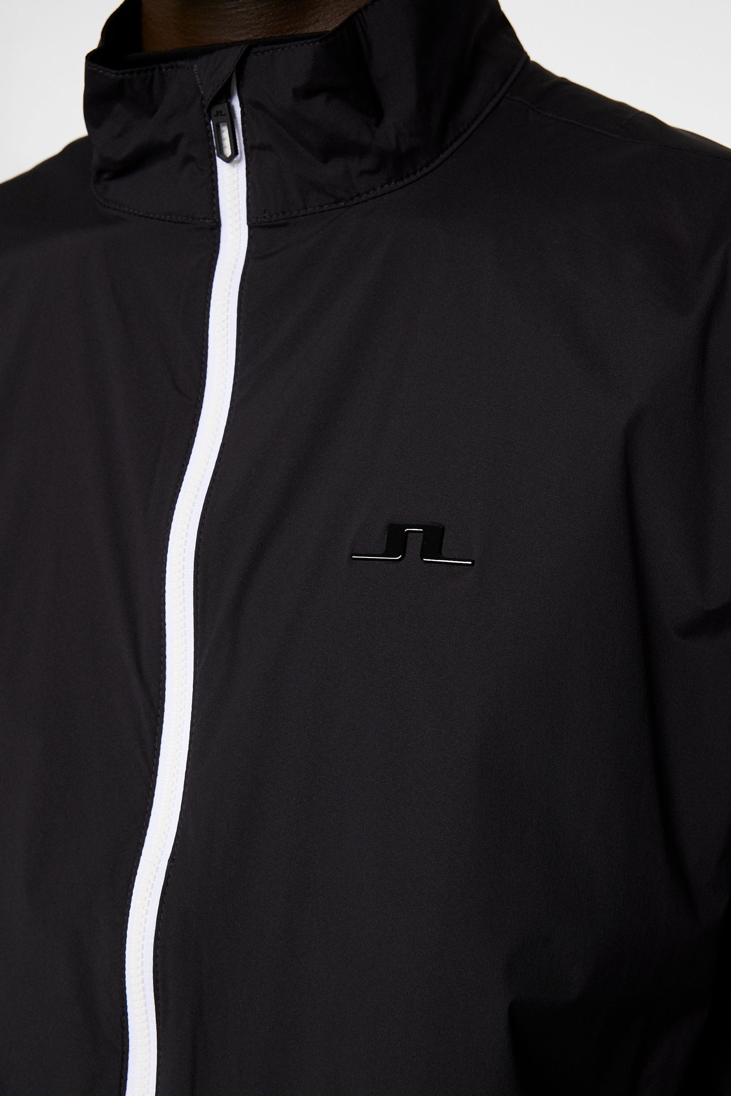 Ash Light Packable Jacket / Black – J.Lindeberg
