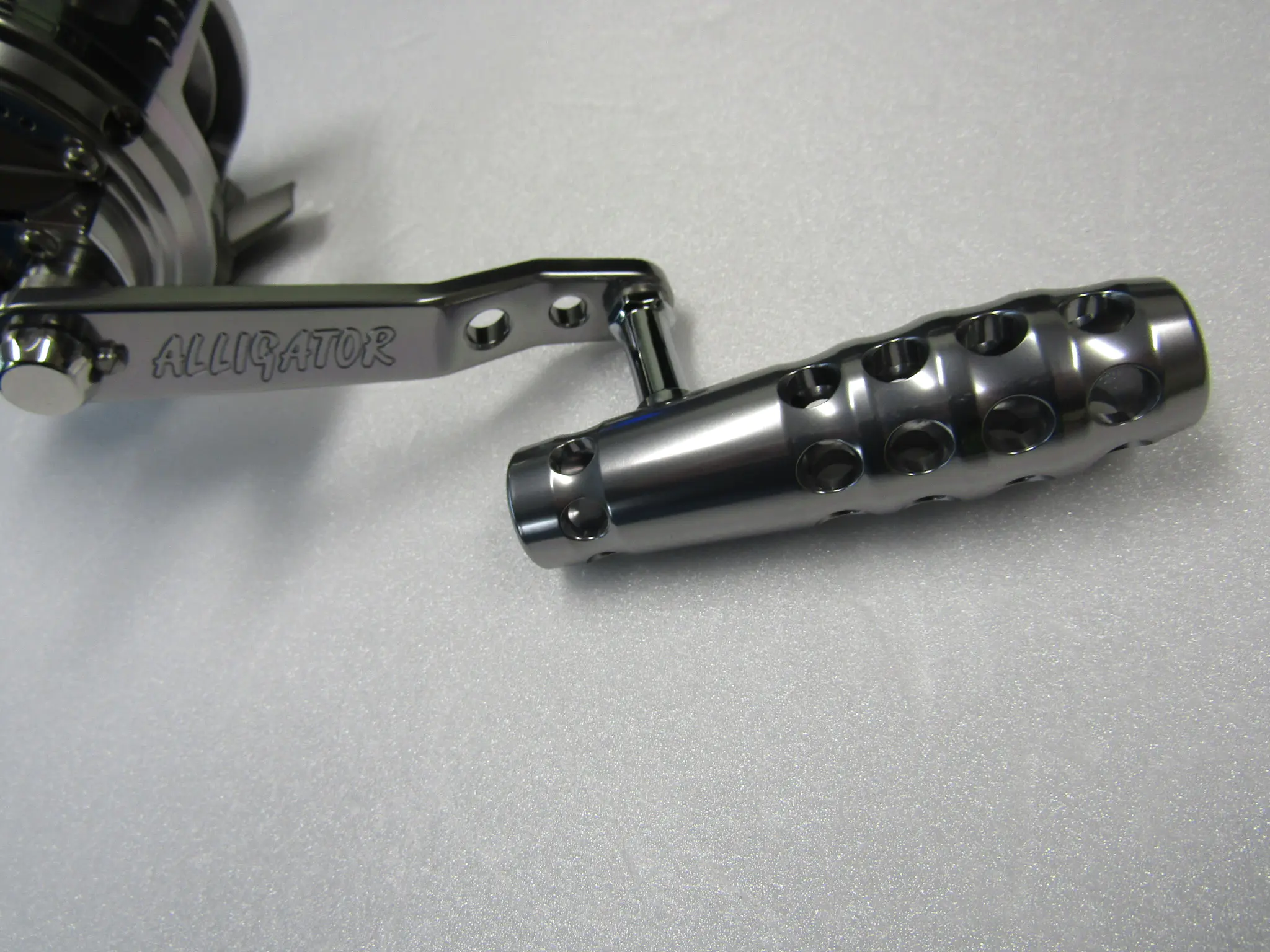 アリゲーターバトル20GTワイドシルバー - 187,000円 : 海釣り、船釣り