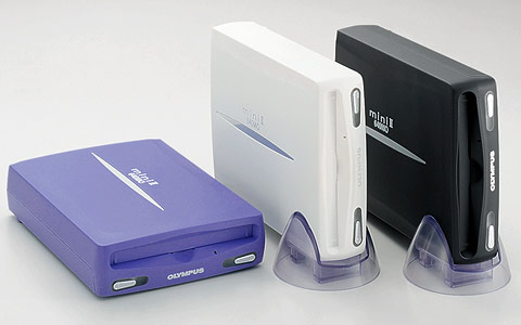 オリンパス ニュースリリース： 小型・超軽量の640MB対応3.5型光磁気