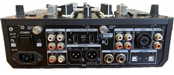 中古品のPioneer DJ DJM-S7が入荷いたしました。