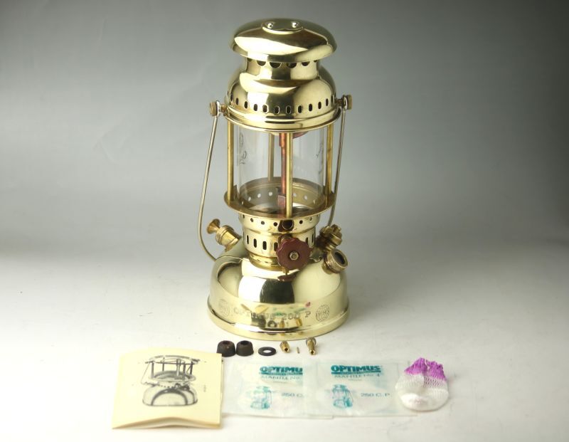 オプティマス 200P 軍用ランタン OPTIMUS kerosene lantern Sweden