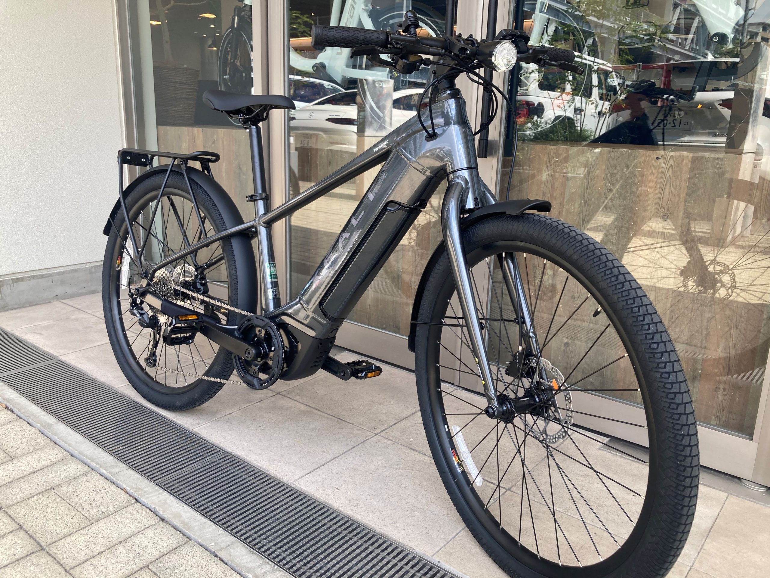 インプレ】パナソニック最新e-bike『XEALT S5』 | モトベロ 電動