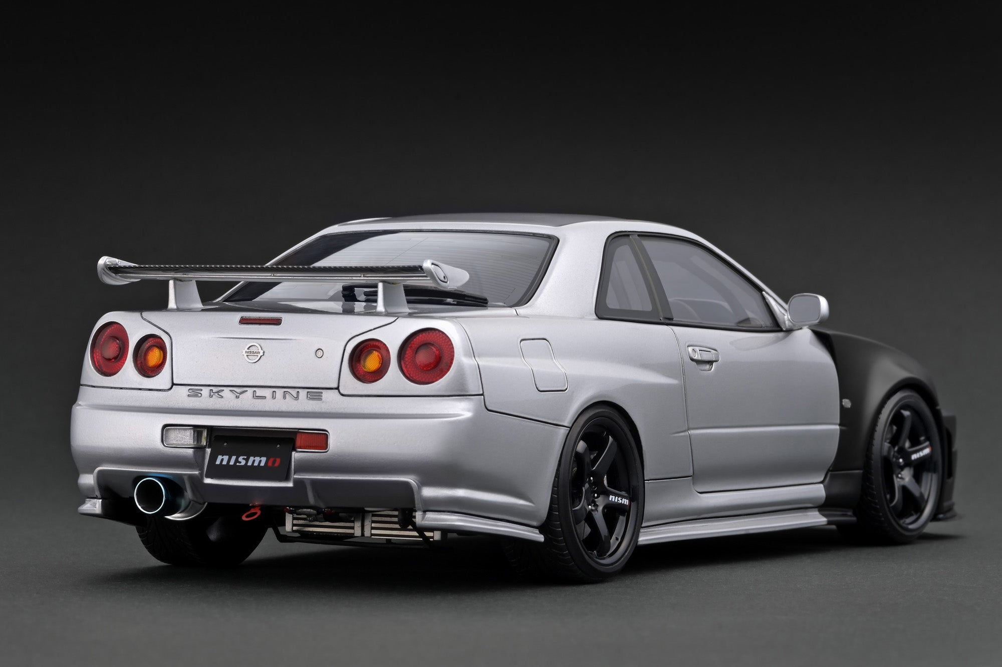 Ignition Model 1:18 Nissan Skyline (R34) GT-R Z-Tune Test 2004 at