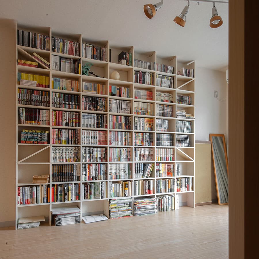 壁一面のA5判本棚 奥行180mm|本棚の通販はマルゲリータ