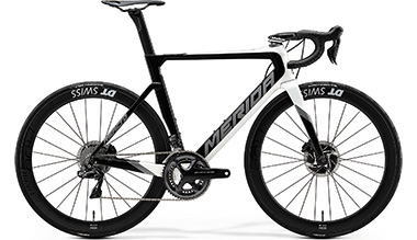 メリダ -MERIDA- | ラインナップ | ロードバイク | REACTO DISC 8000-E