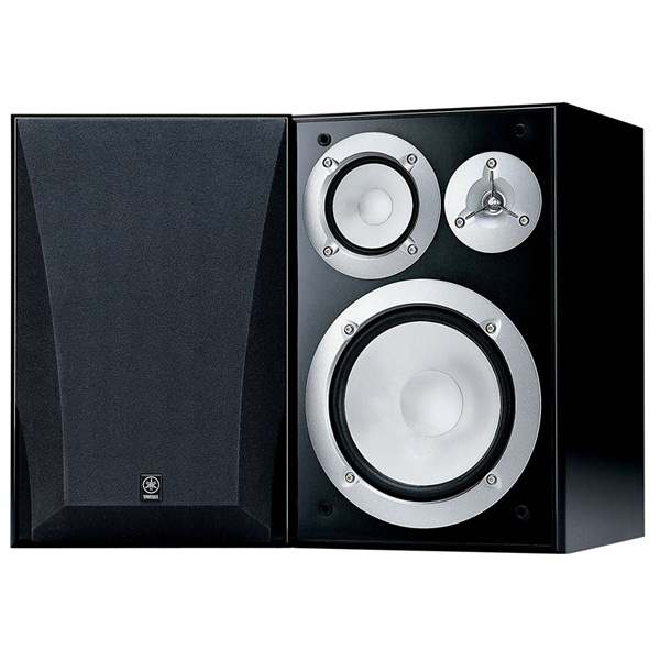 YAMAHAの世界戦略スピーカー「NS-6490」。3Way仕様 20cmウーファーの