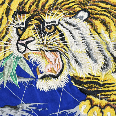 東洋スカジャン・港商SPECIAL EDITION「JAPAN MAP×TIGER PRINT」サテン