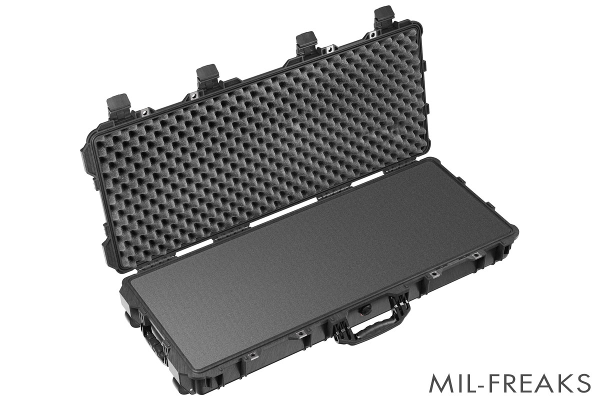 PELICAN 1700 Protector ハードケース ウレタン緩衝フォーム付き