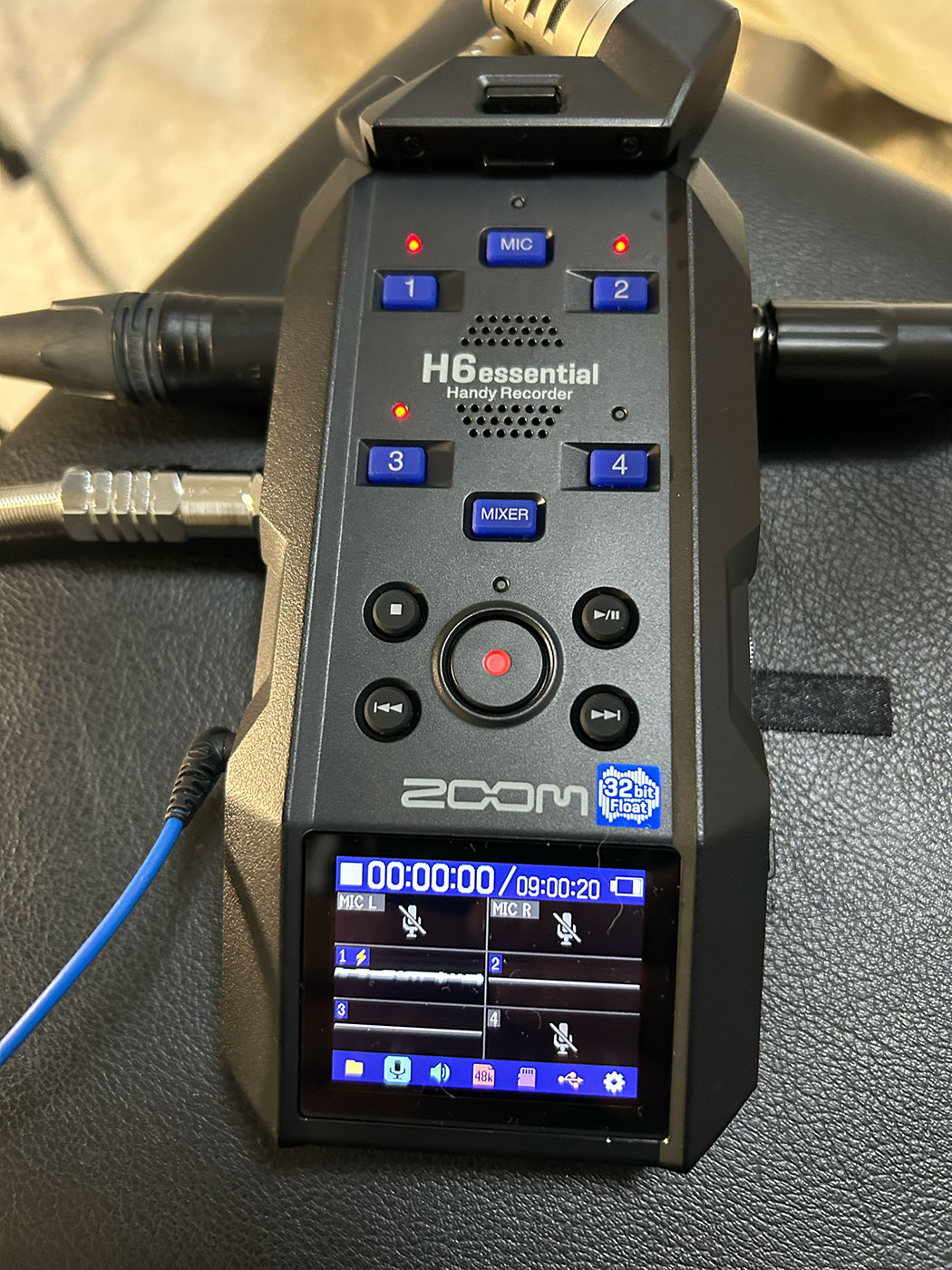 用途に合わせて気軽に使えるハンディレコーダーは！？ZOOM「essential