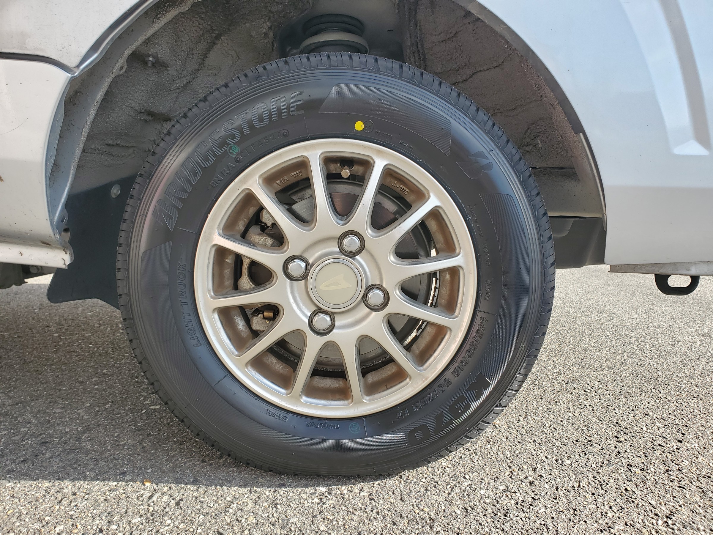 ☆彡またまたダイハツハイゼット ブリヂストンK370タイヤ交換☆彡