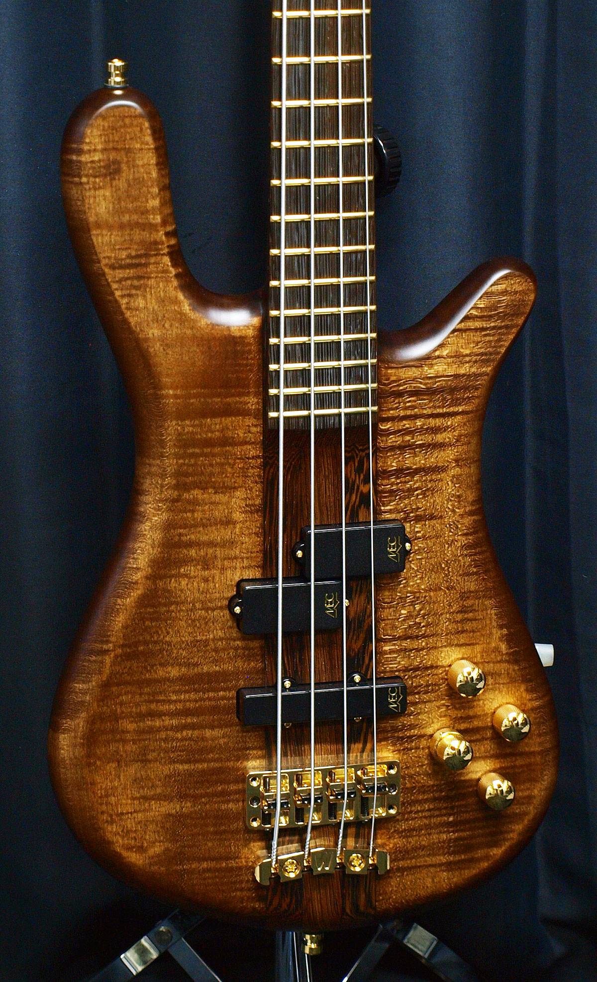 Warwick エレキベースStreamer Stage 1 Classic 4W OFC AT新品在庫状況
