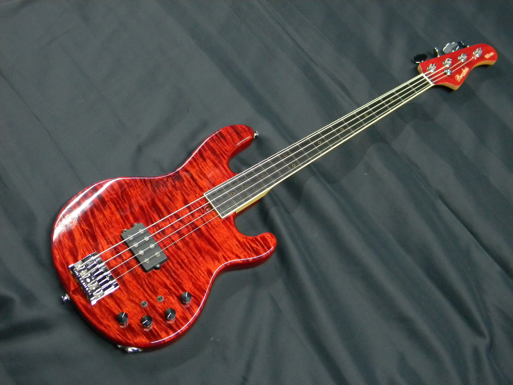 Bacchus HANDMADEシリーズ エレキベースGROOVE LINE SCD4 VOL.4 DC-MH
