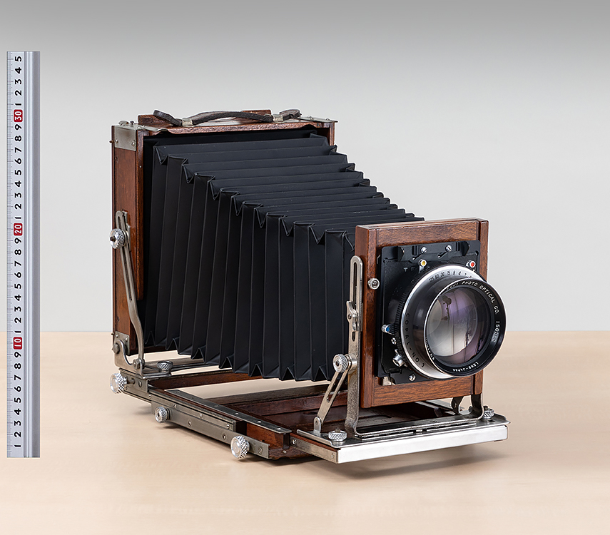 カメラ ディアドルフ57 (木製大判カメラ) / マイハウスレンタル 撮影