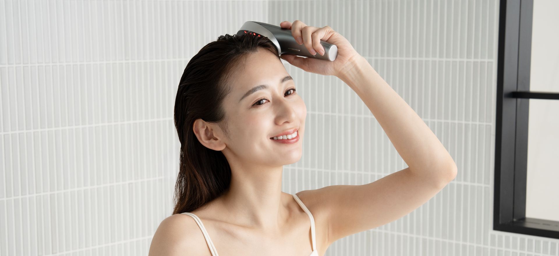 新形状！“ニードル”ブラシ搭載「ニードルリフトブラシ」｜カンタン