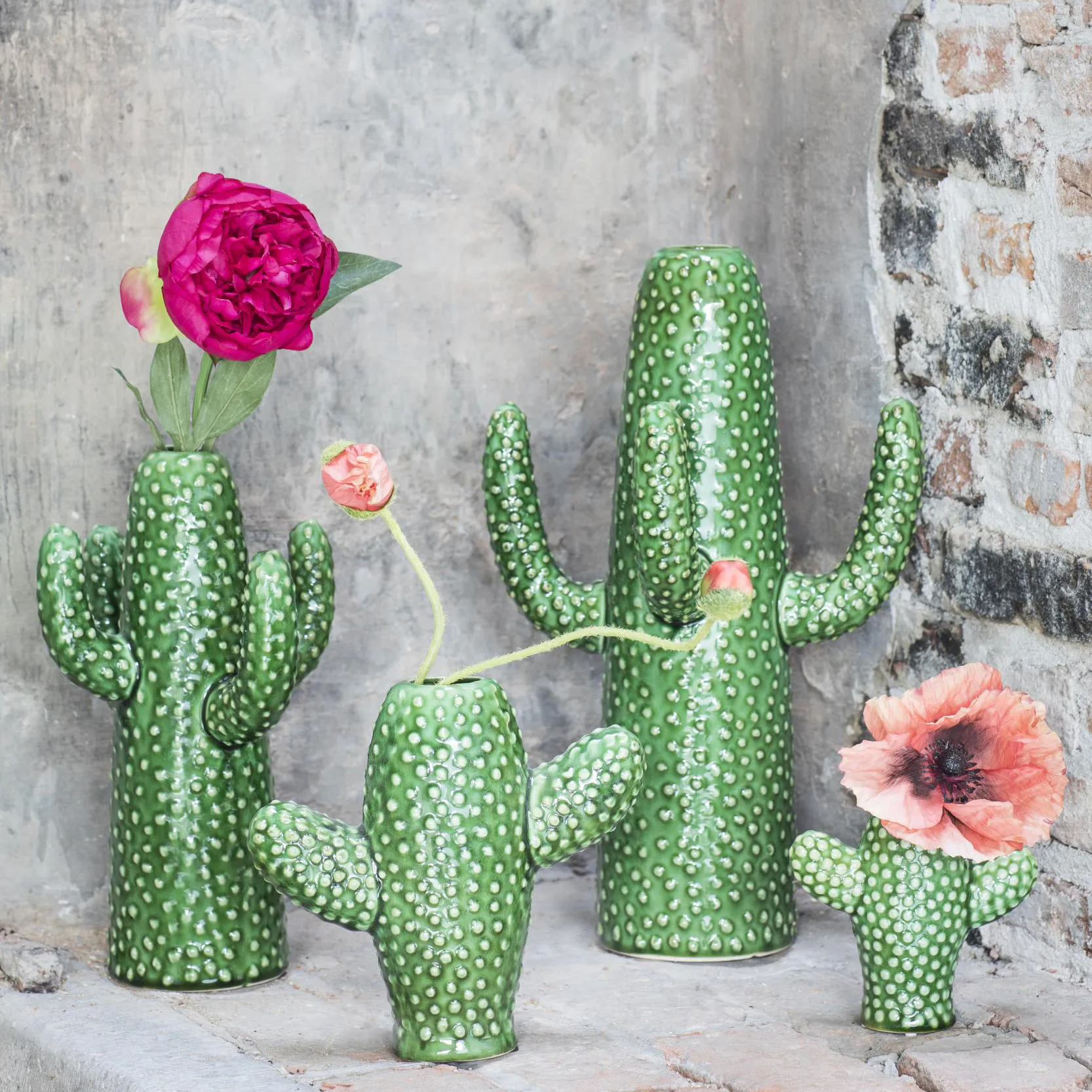 Serax | セラックス からのSerax cactus 花瓶 - NordicNest.jp