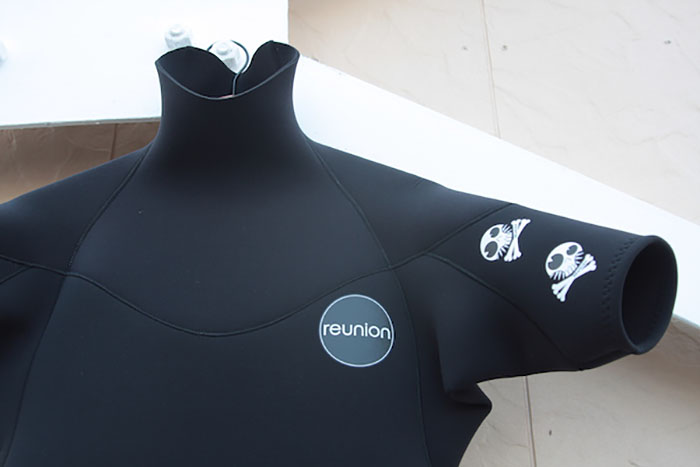 スタッフ座談会 Vol.04】ウェットスーツ／最新ネックエントリー