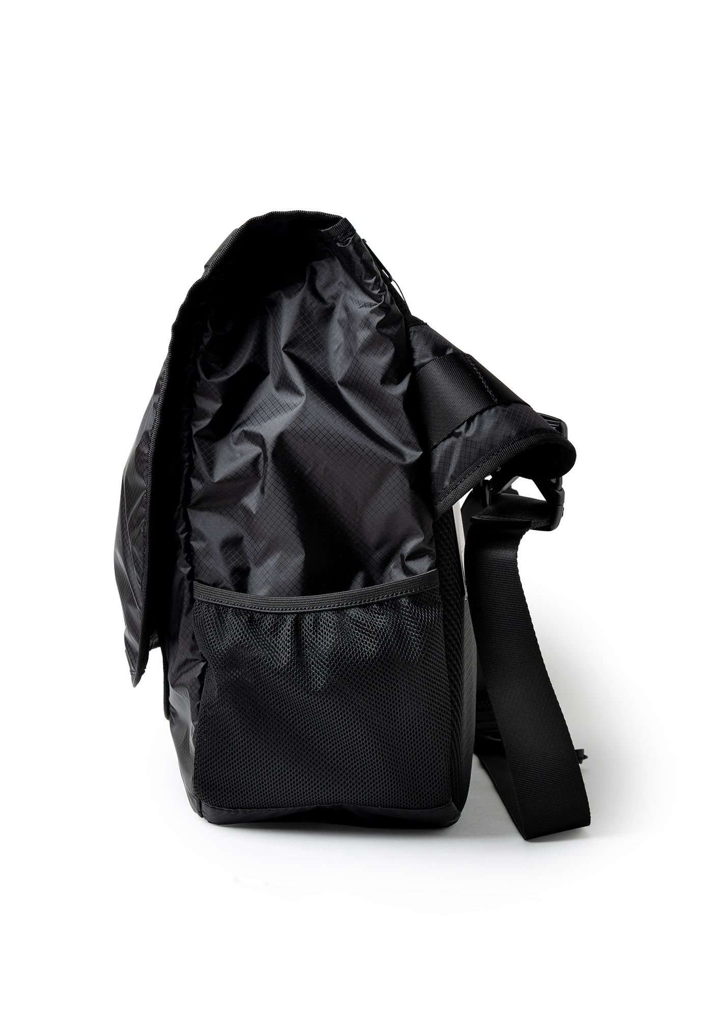 ライトウェイトメッセンジャーバッグ｜narifuri オンラインストア