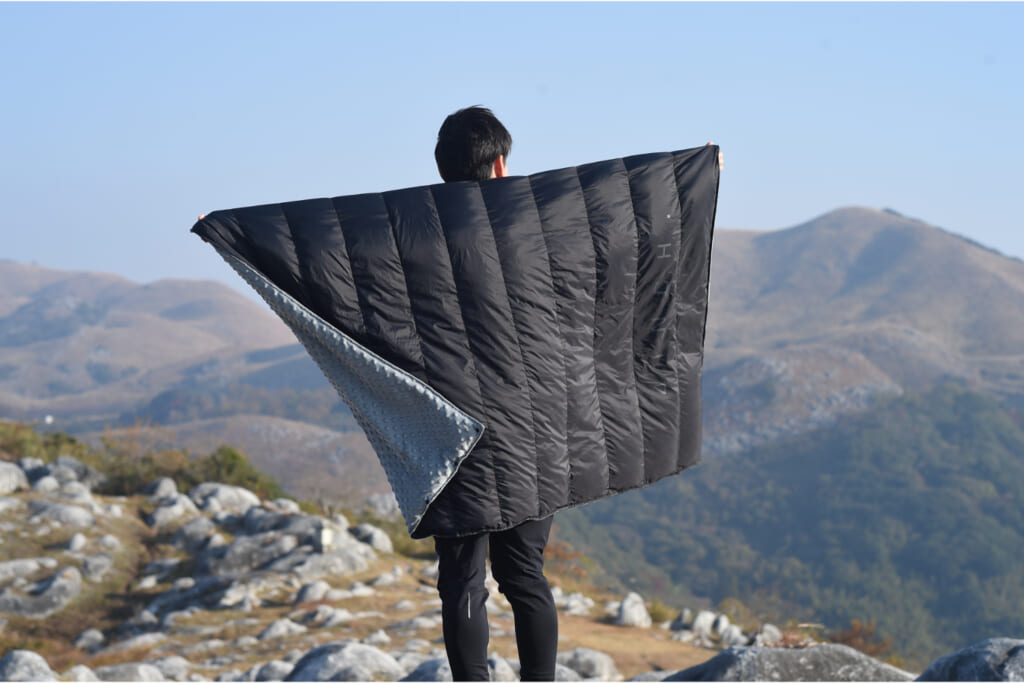 宇宙服素材「エアロゲル」を採用！ 軽量コンパクトな「次世代