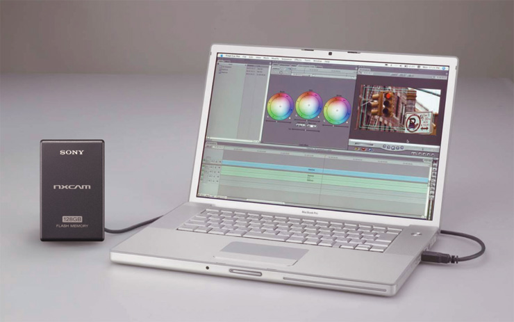 HXR-FMU128 特長 | 映像制作機器 XDCAM／NXCAM | ソニー