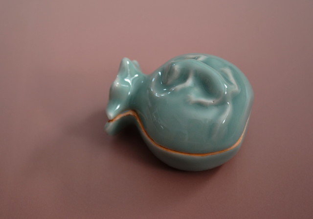 Antique Sam's Collection 袋鼠香合 青磁香合 桃山窯 干支香合