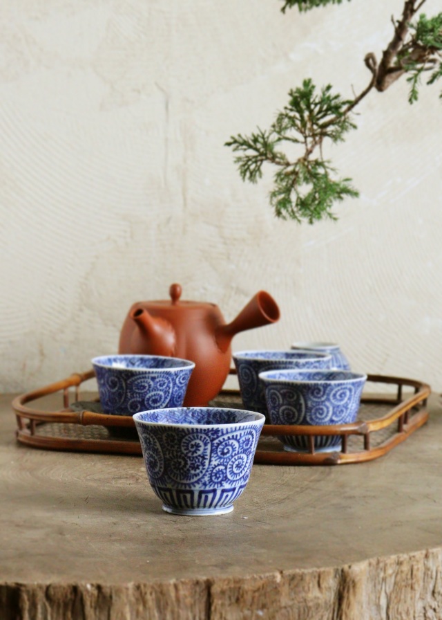 蛸唐草煎茶茶碗 酒器 ぐいのみ 茶器 小鉢 染付骨董 染付蛸唐草 古