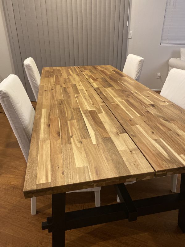 サンディエゴタウン - クラシファイド[IKEAダイニングテーブル]