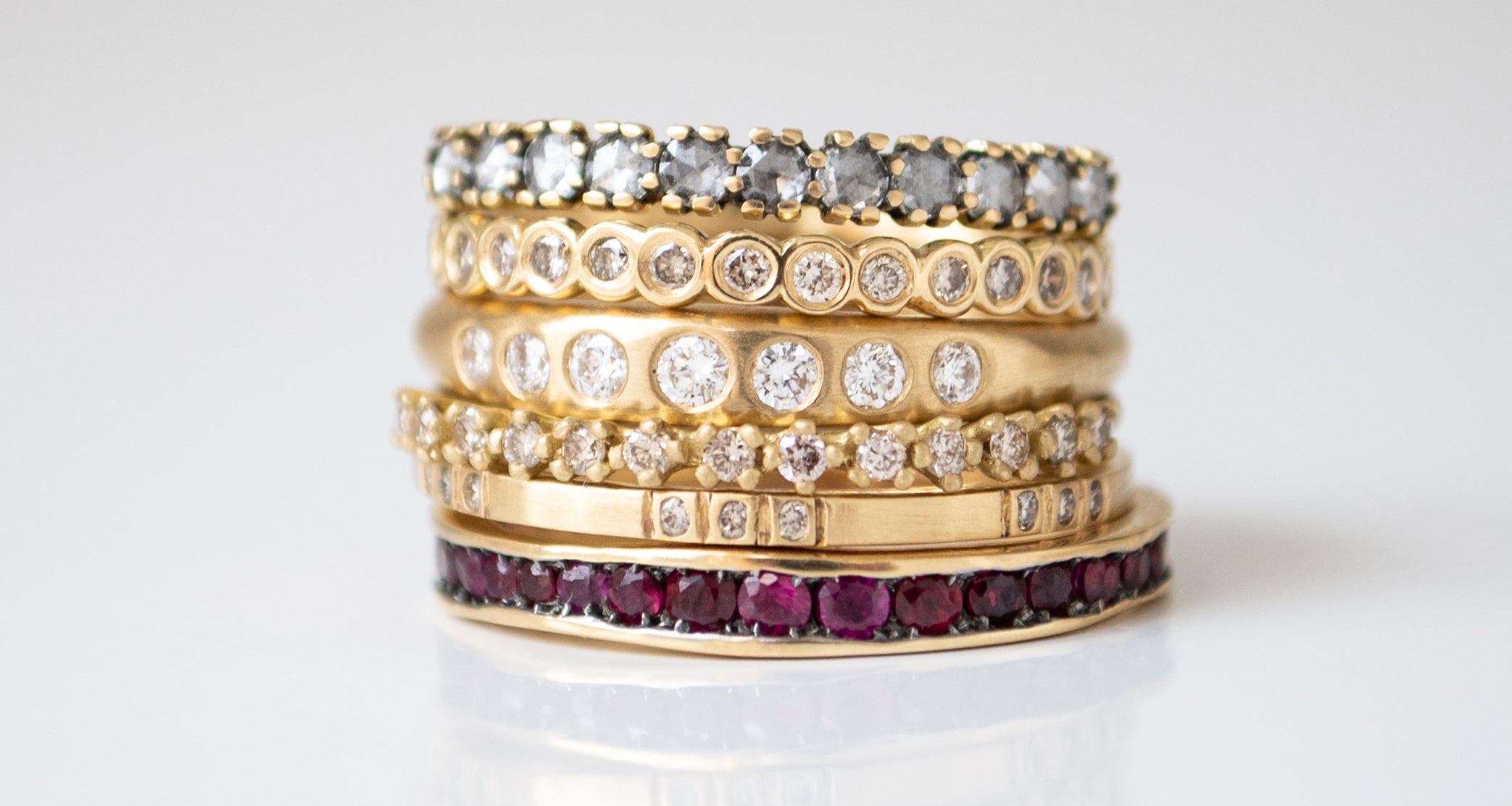 SATOMI KAWAKITA IN OAKLAND – ESQUELETO