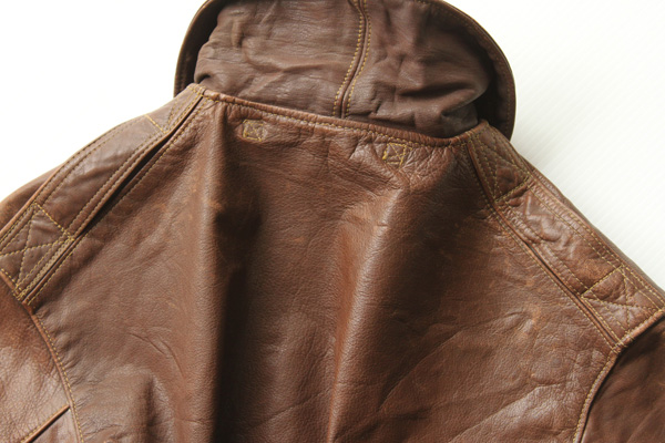 40s A-2 MTU レザーパッチ付き フライト レザージャケット - Sixpacjoe