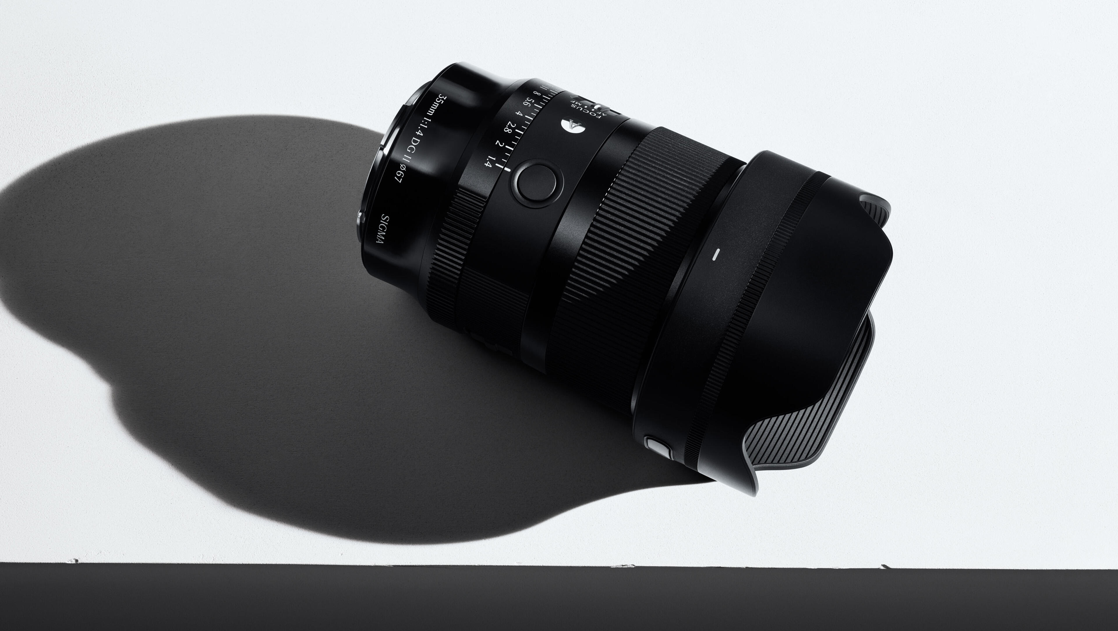 35mm F1.4 DG II | LENSES | Sigma