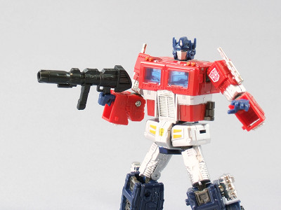 T.H.S.-02 初代総司令官/コンボイ - トイ館 presented by SirMiles