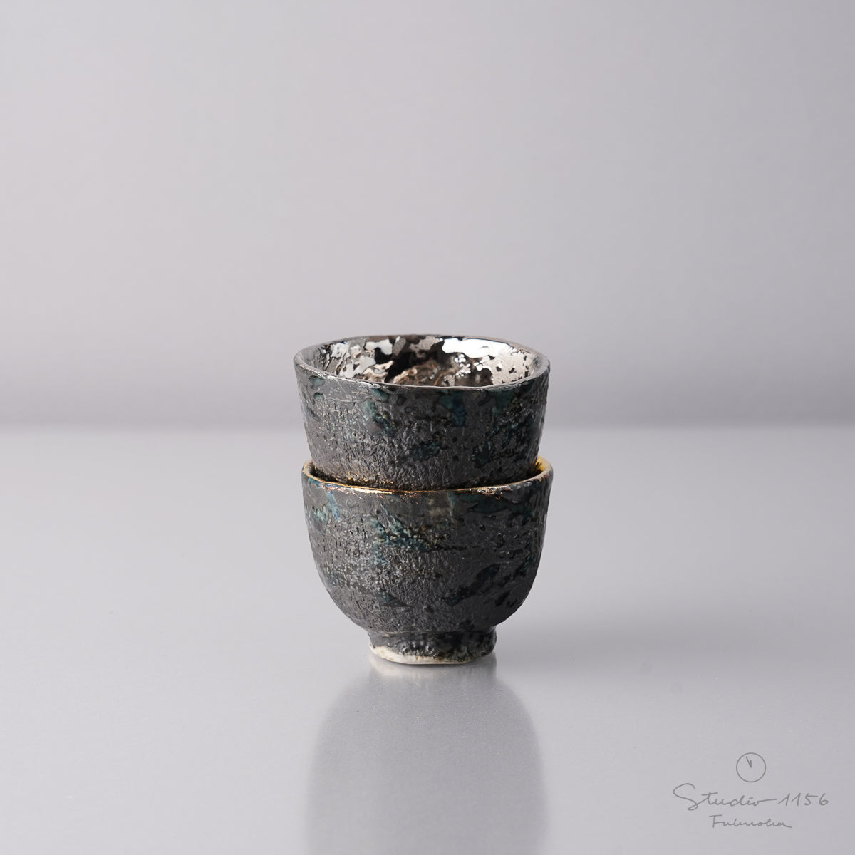 有田焼 手捻りぐい呑み 70ml – 【公式】スタジオイイコロ - Studio1156