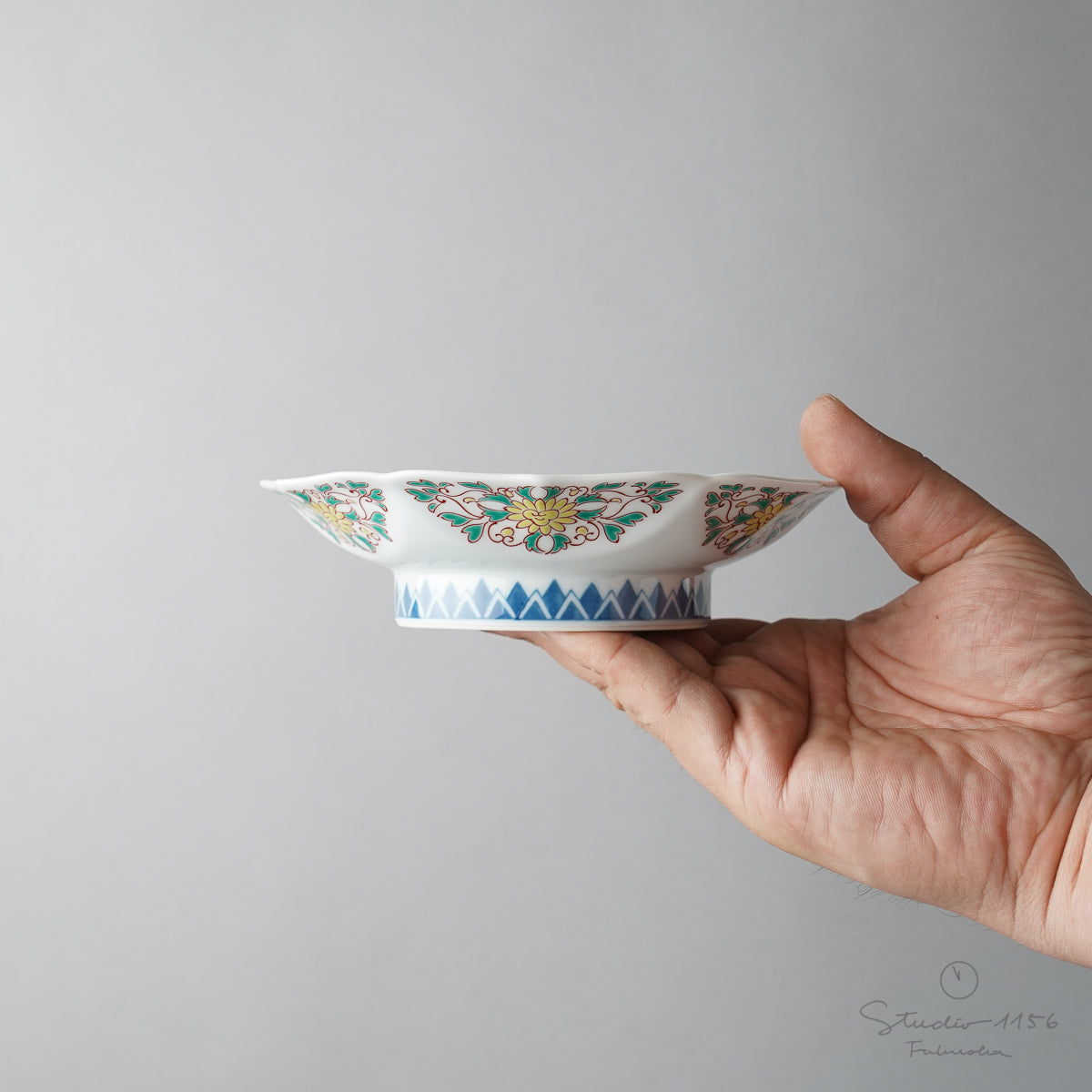 有田焼 色鍋島麻の葉地紋 桔梗縁 銘々皿 15.5cm 其泉窯の通販