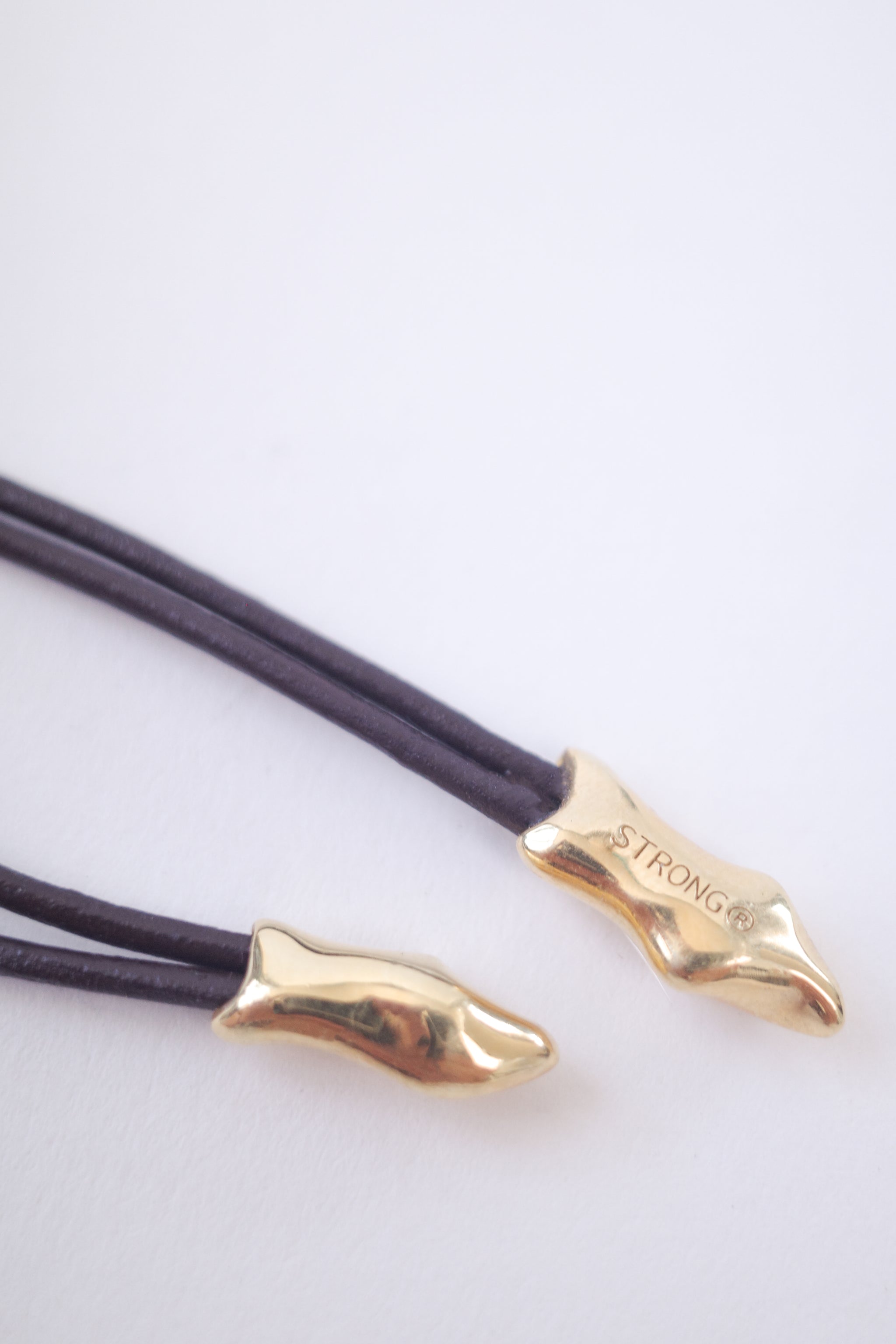 VOID LEATHER NECKLACE GOLD – STRONG
