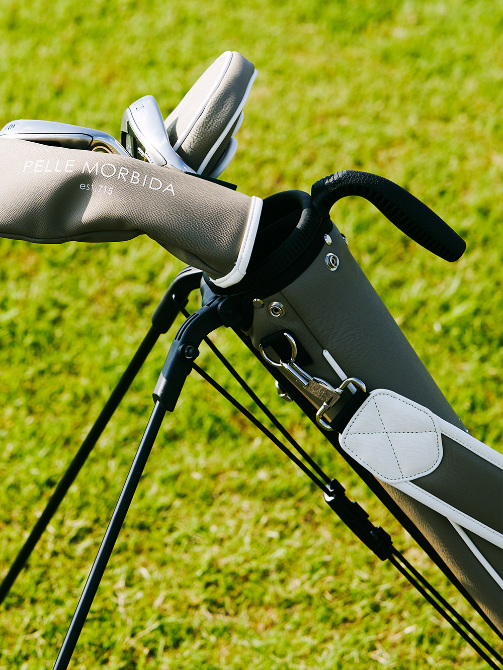 PELLE MORBIDA GOLFからセルフスタンドクラブケースが発売開始