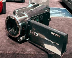 ソニー、広角29.8mmモデルなど“Handycam”6機種発売 － 全機種Exmor R