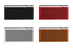 GENEVA、“クラシカルなラジカセ”がコンセプトの「Touring M」など