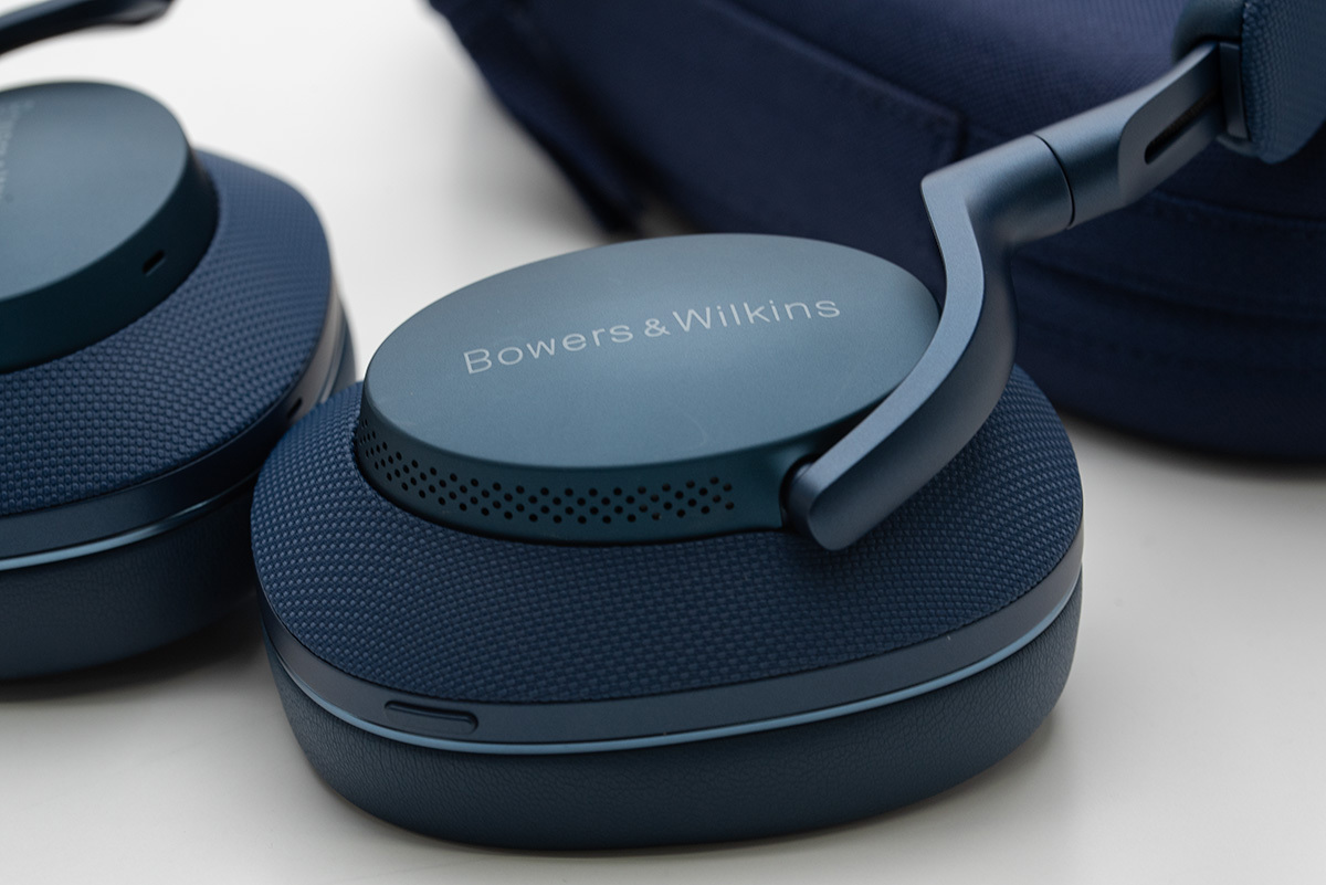 ワイヤレスヘッドホンの音も遂にここまで来たか」。Bowers & Wilkinsの