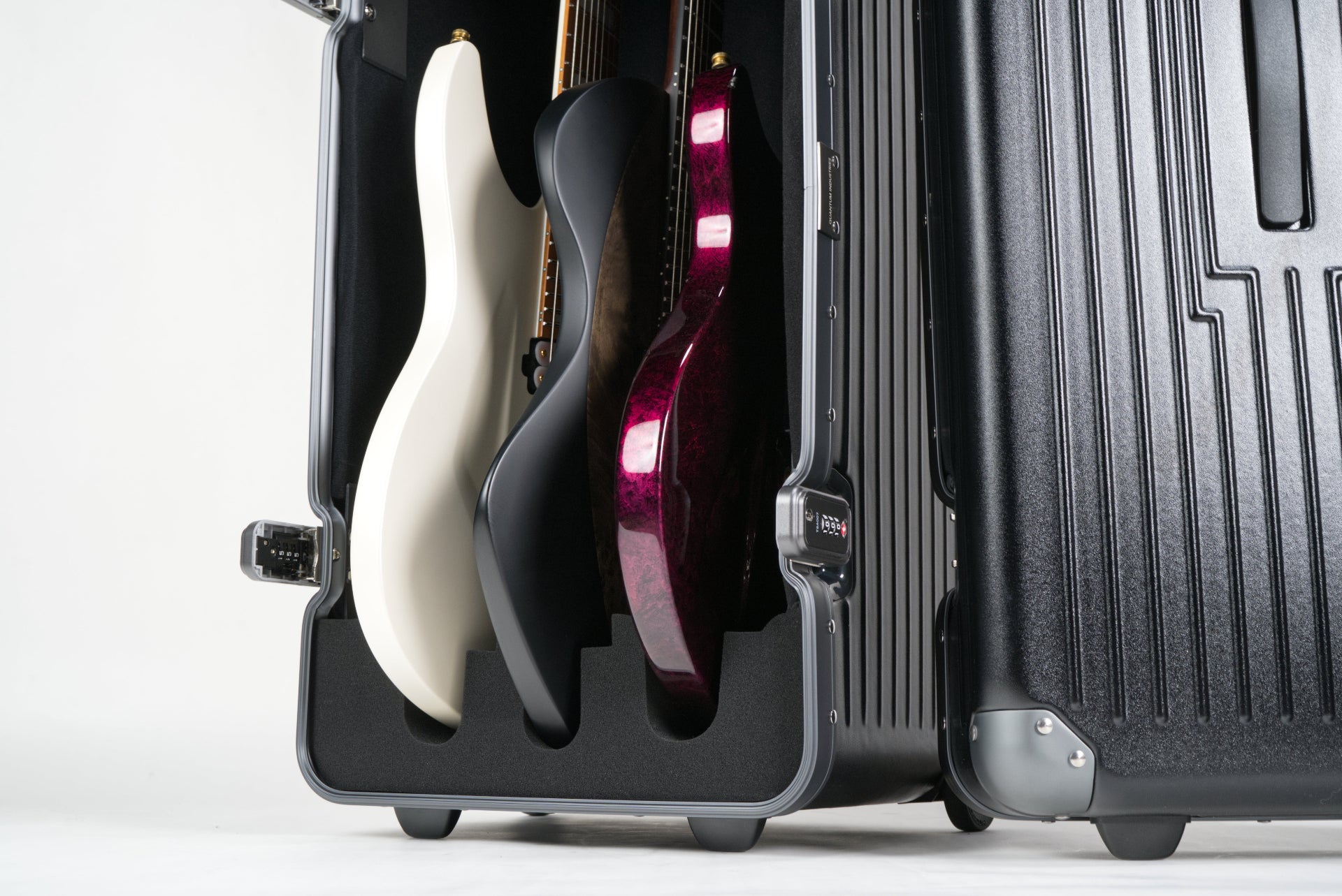 GTX - 三本用エレキギターハードケース