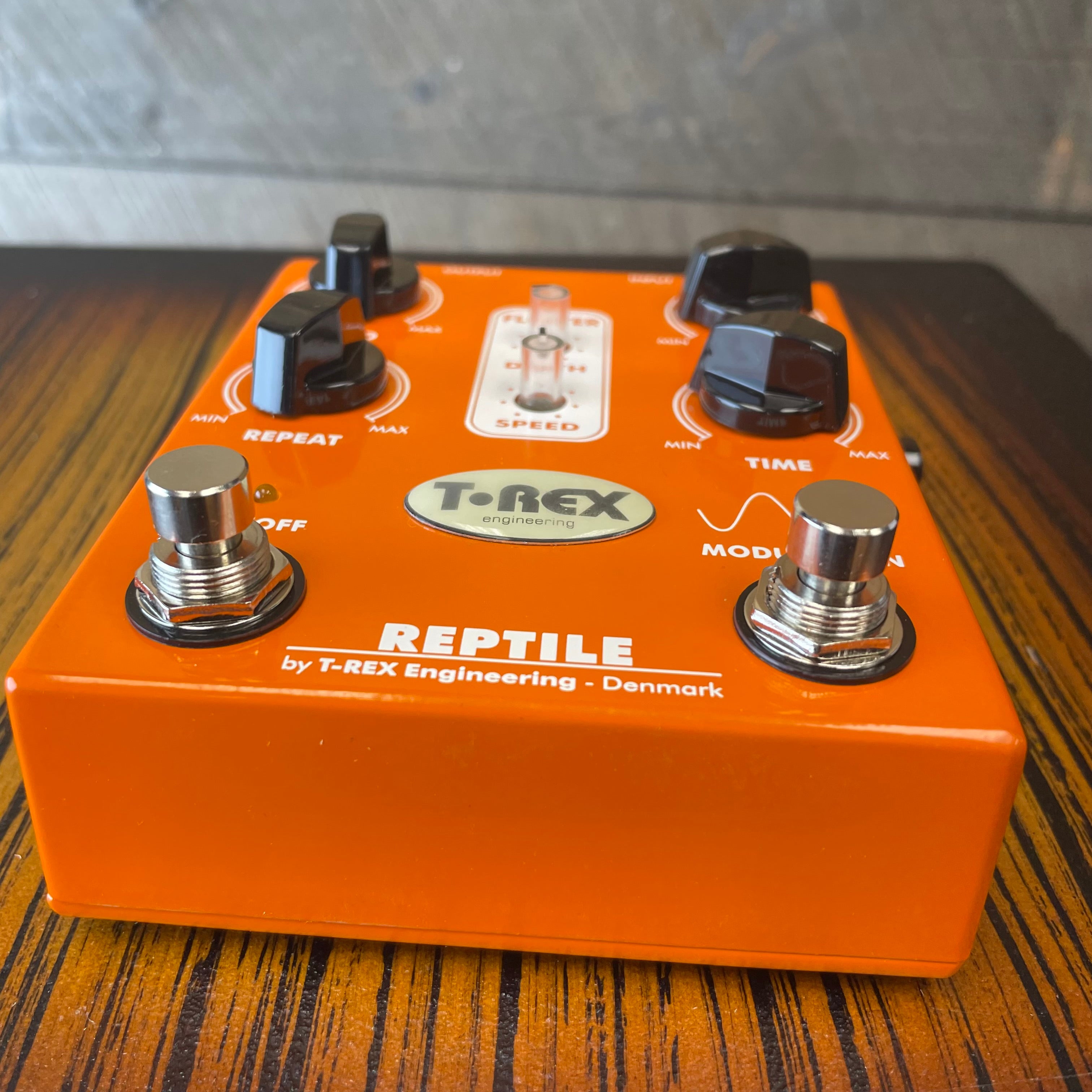 T-Rex Reptile Delay 2000s - Orange NOS – Quimper Sound Records and