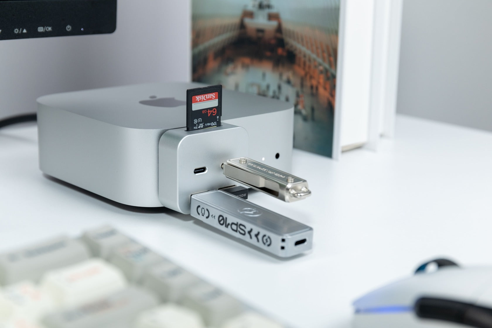 RayCue MiniPack – The Ultimate Expansion Dock for Mac Mini M4/Mac Stud