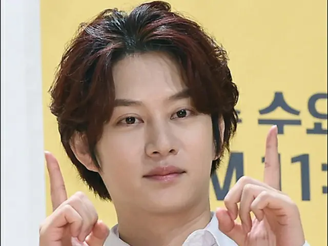 SUPER JUNIOR」ヒチョル、校内暴力被害学生のために1億ウォン寄付