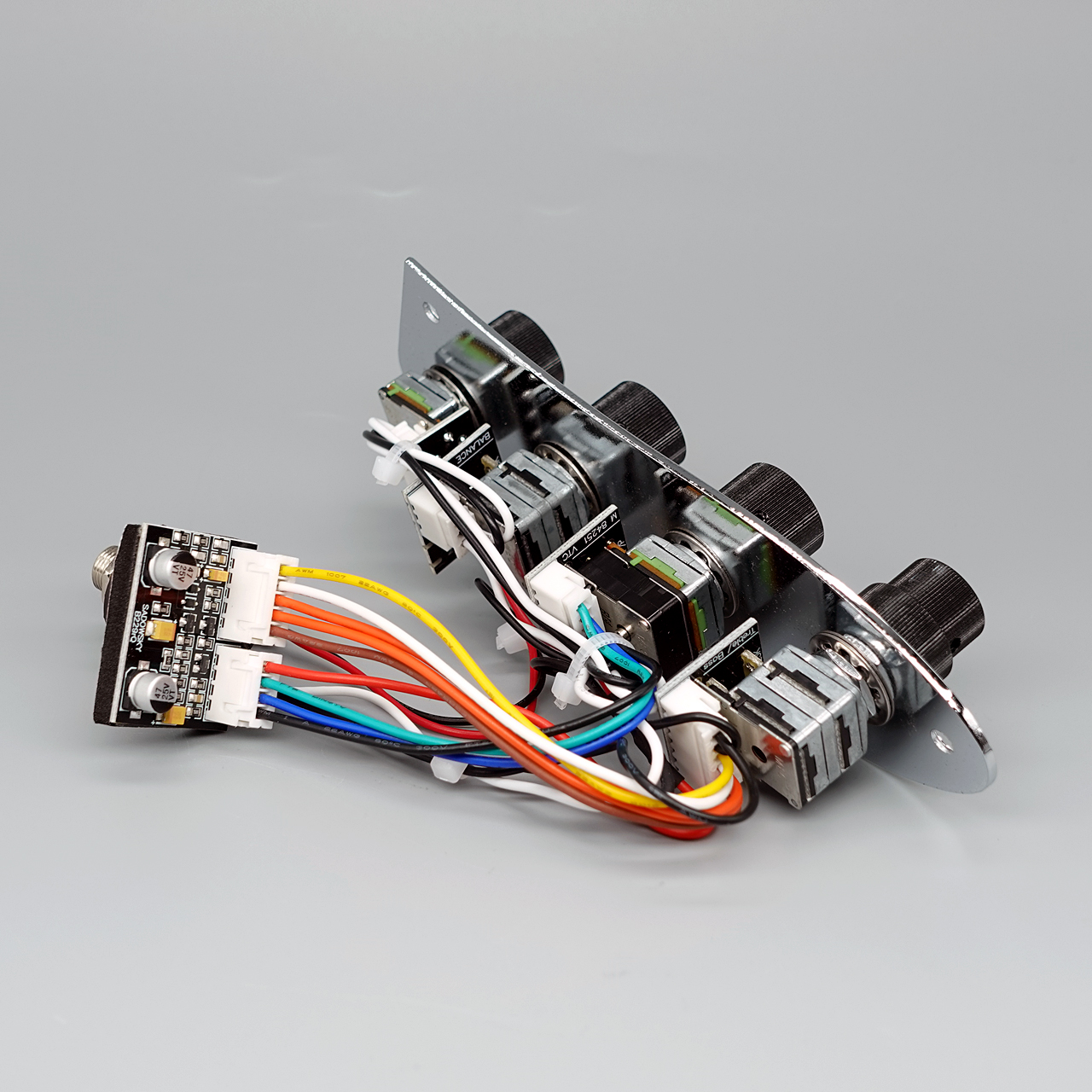 Sadowsky Onboard Bass Preamp BP4K | ワタナベ楽器店 大阪店